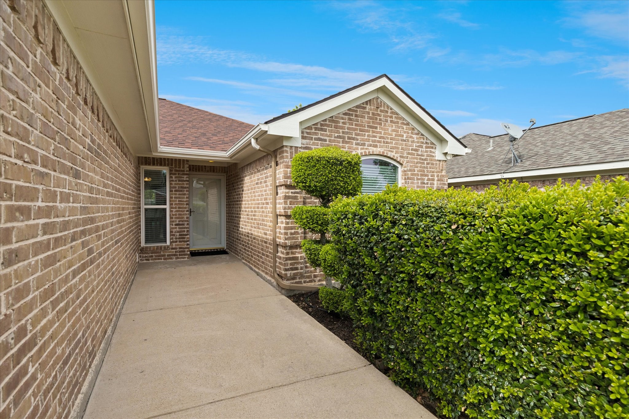 2736 Ensenada Lane Fort Worth TX 76108