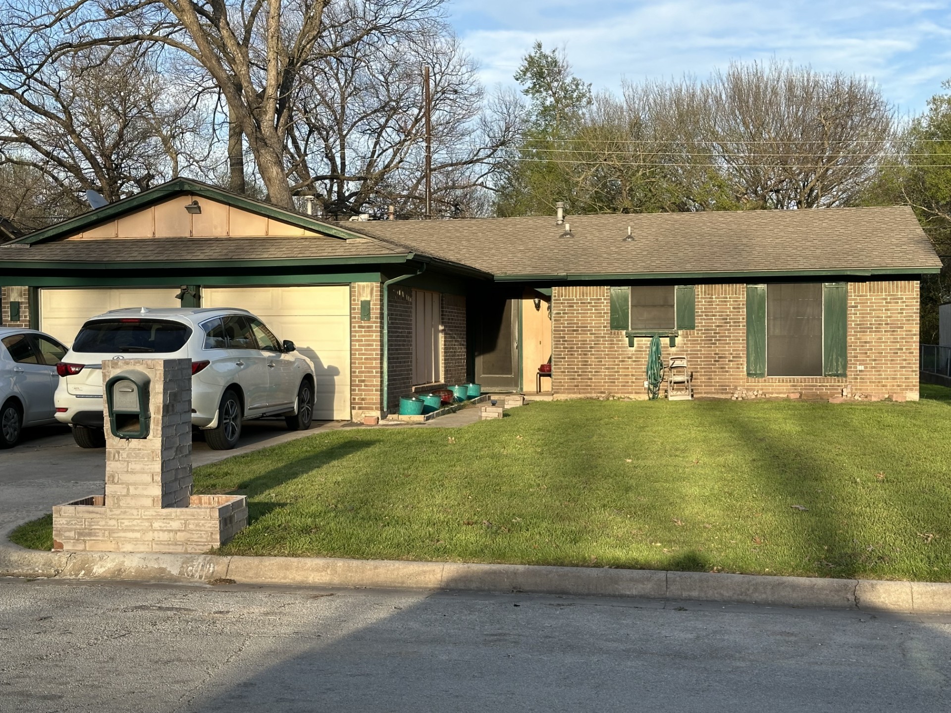 1708 Floral Drive Gainesville TX 76240