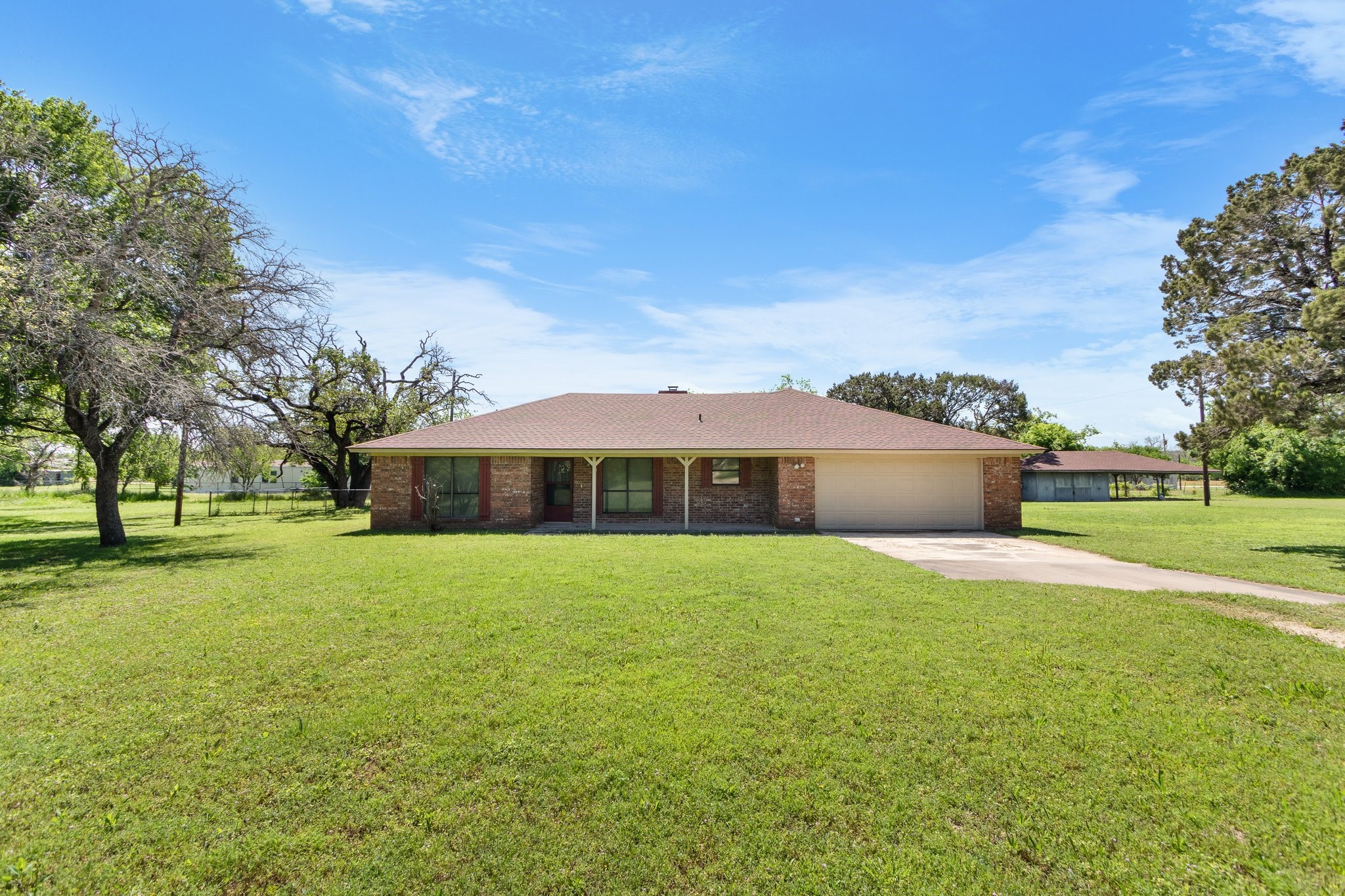 125 County Road 1287 Morgan TX 76671