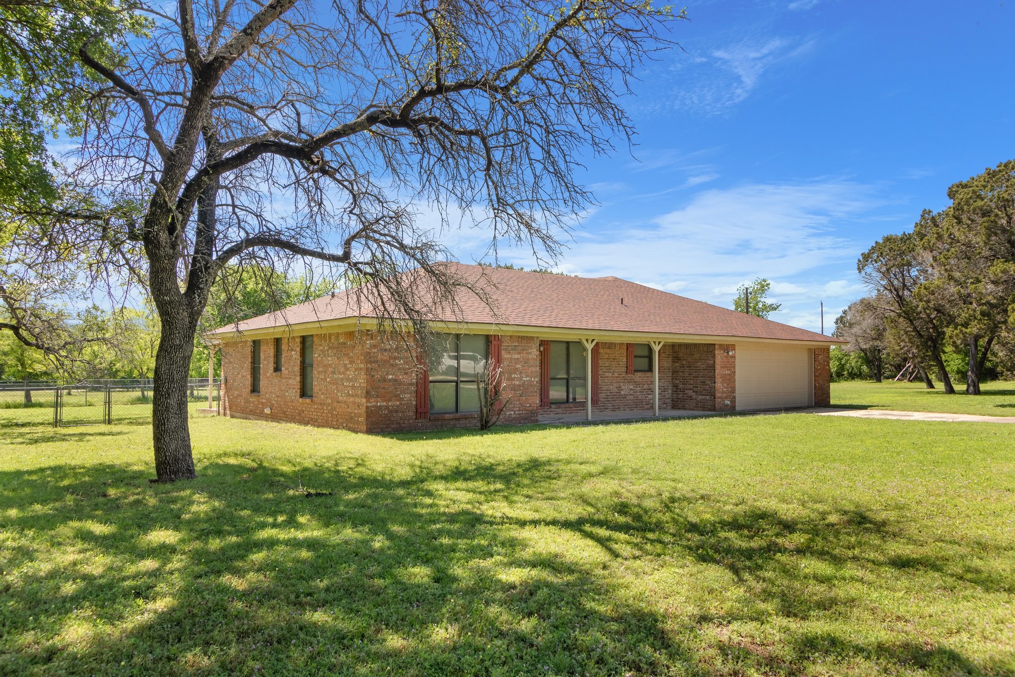 125 County Road 1287 Morgan TX 76671