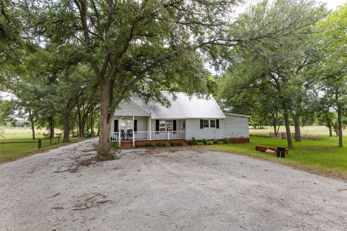 1001 S Highway 377 Pilot Point TX 76258