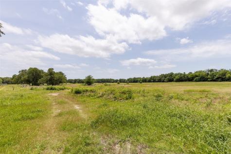 1001 S Highway 377 Pilot Point TX 76258