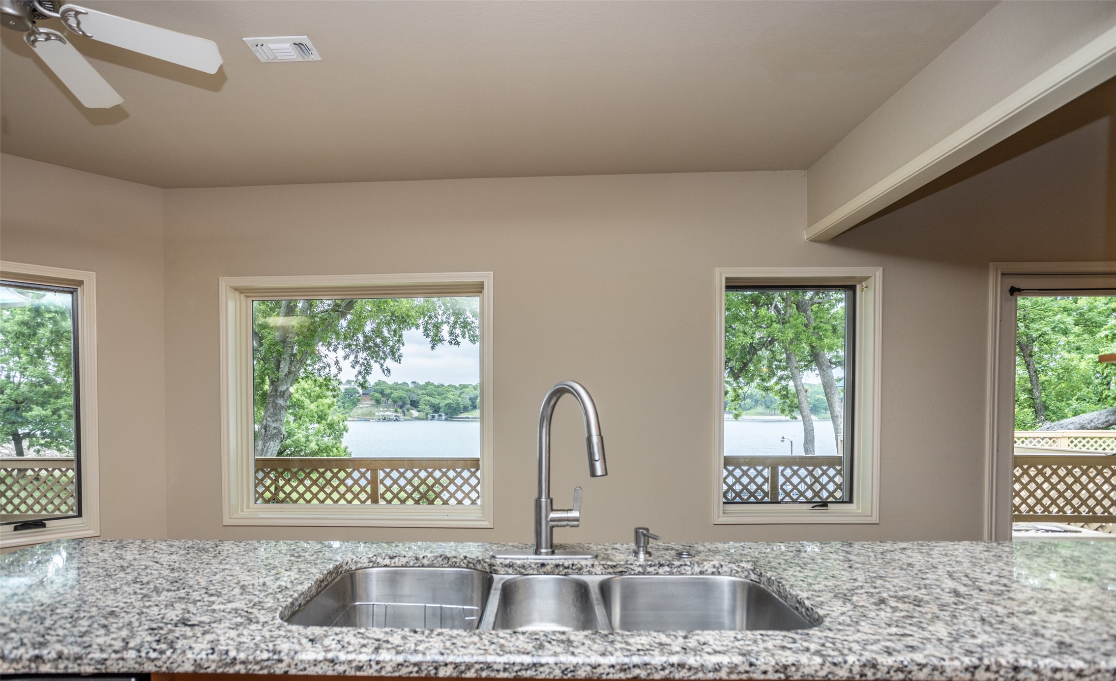 94 Arend Drive Gainesville TX 76240