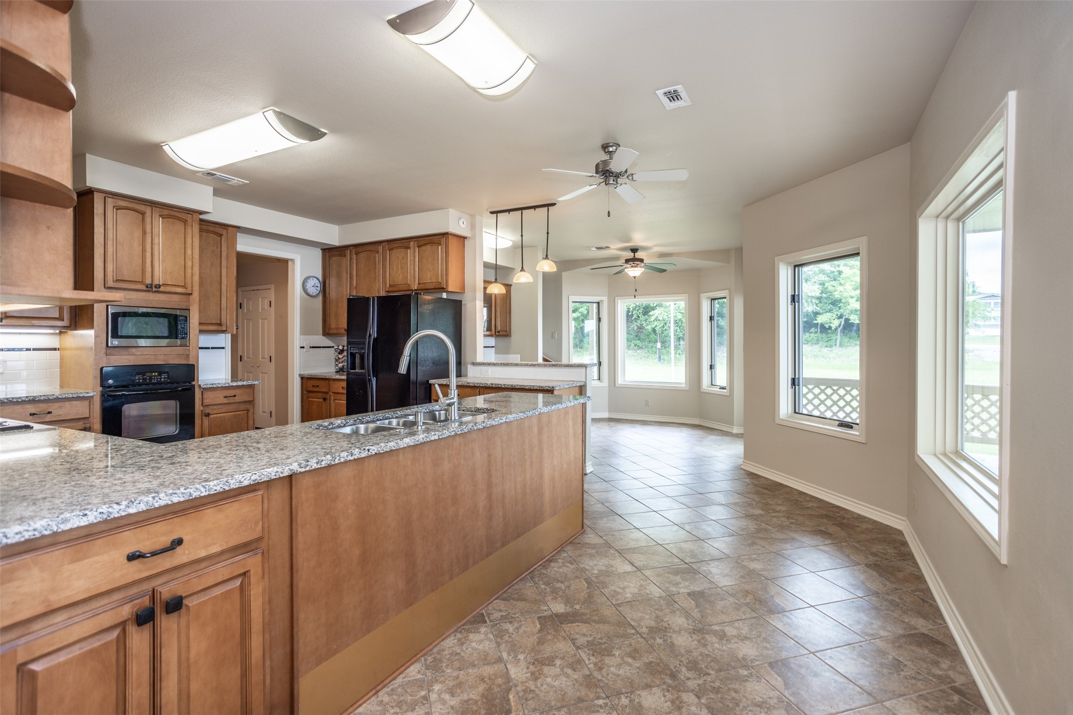 94 Arend Drive Gainesville TX 76240