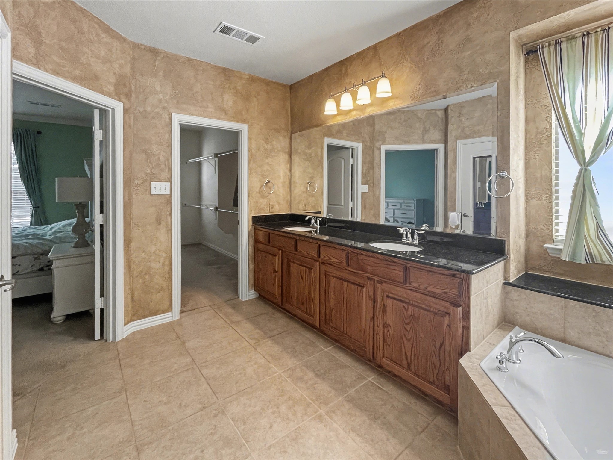 5628 Belton Lane Mckinney TX 75070