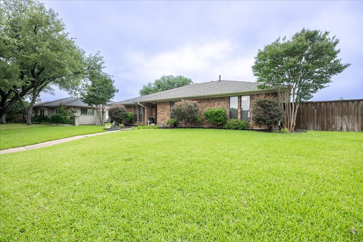 2223 Valley Mill Carrollton TX 75006
