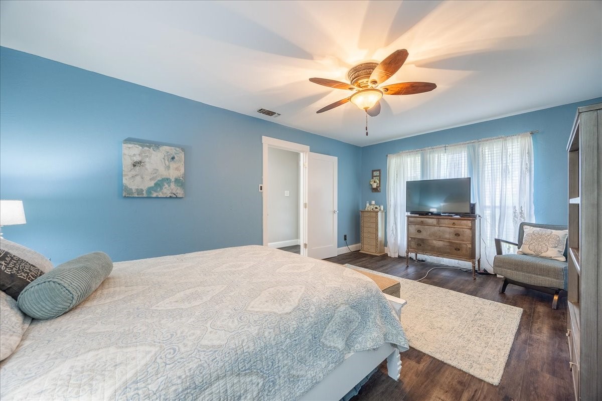 2223 Valley Mill Carrollton TX 75006