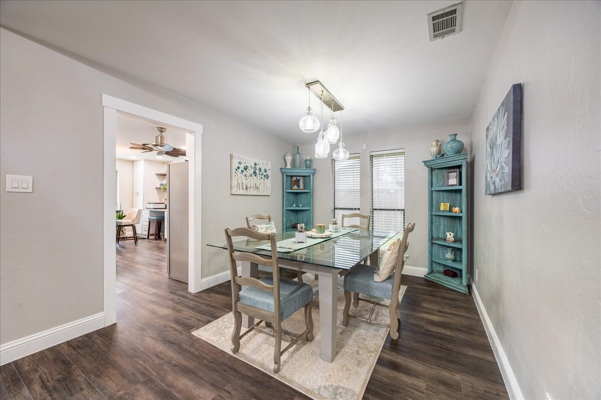 2223 Valley Mill Carrollton TX 75006