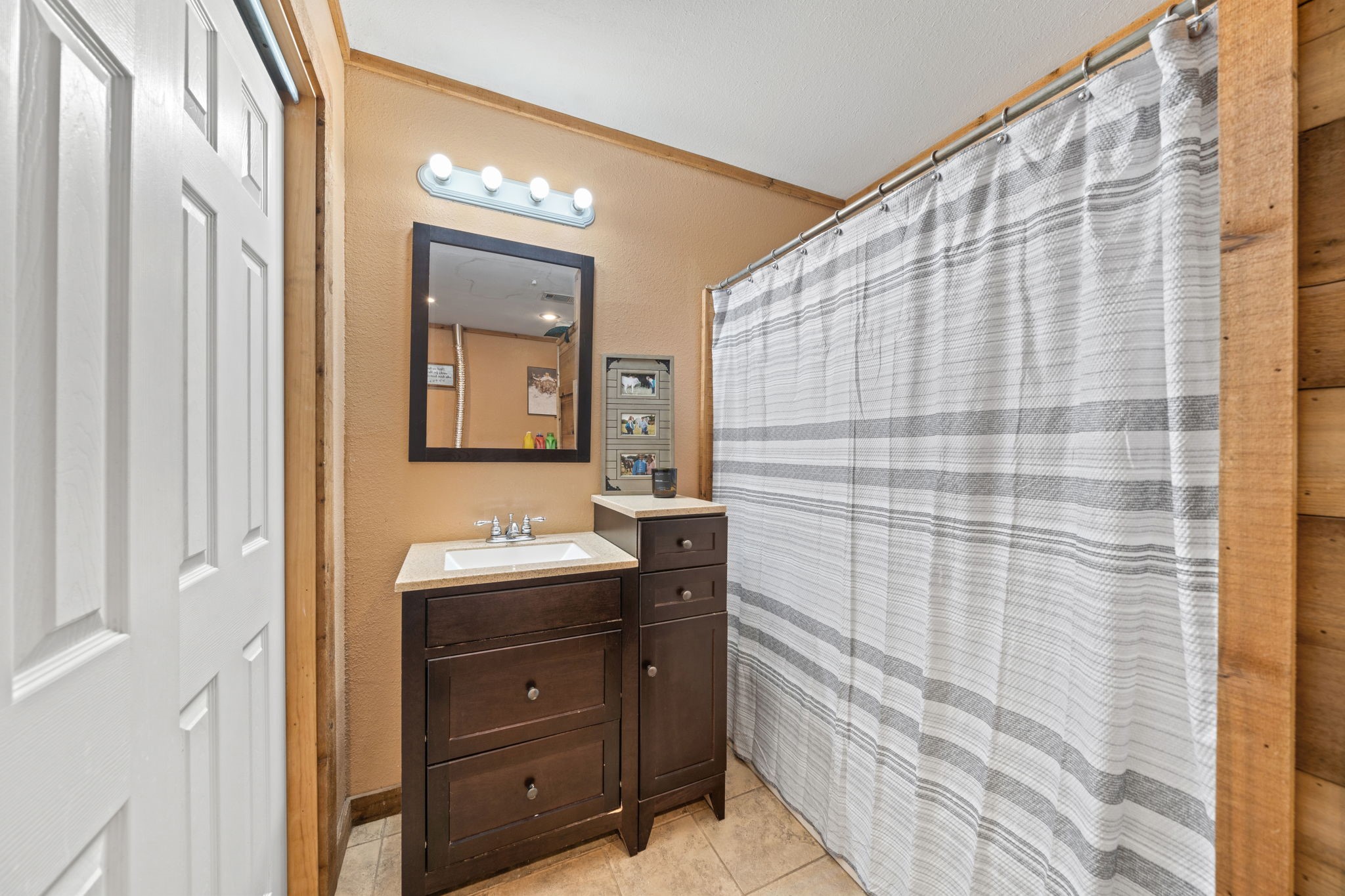 204 Cr 107 Whitesboro TX 76273