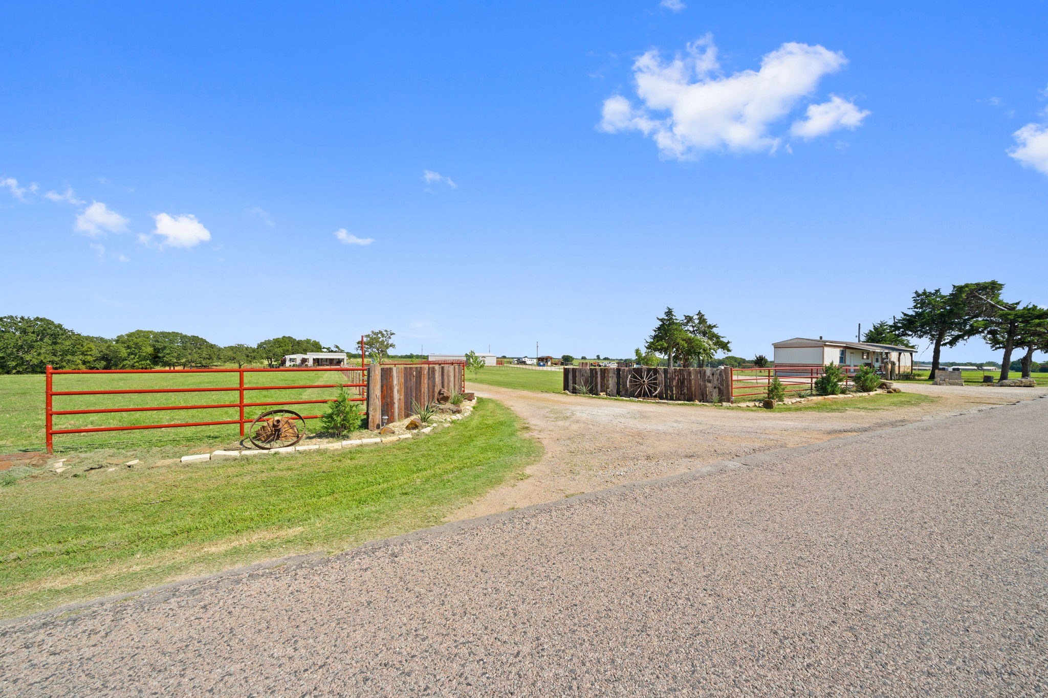 204 Cr 107 Whitesboro TX 76273
