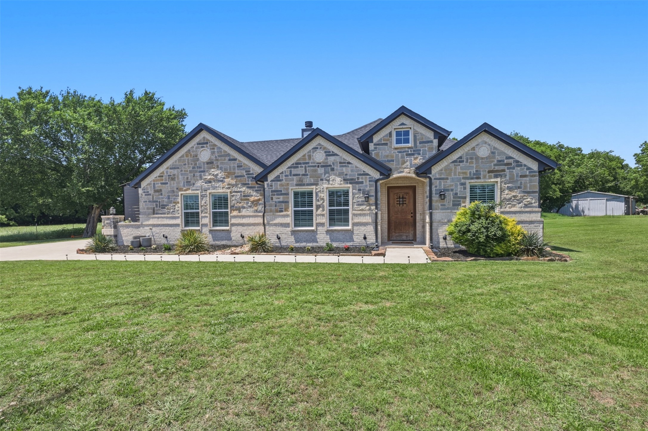 1501 Business Highway 121 Trenton TX 75490