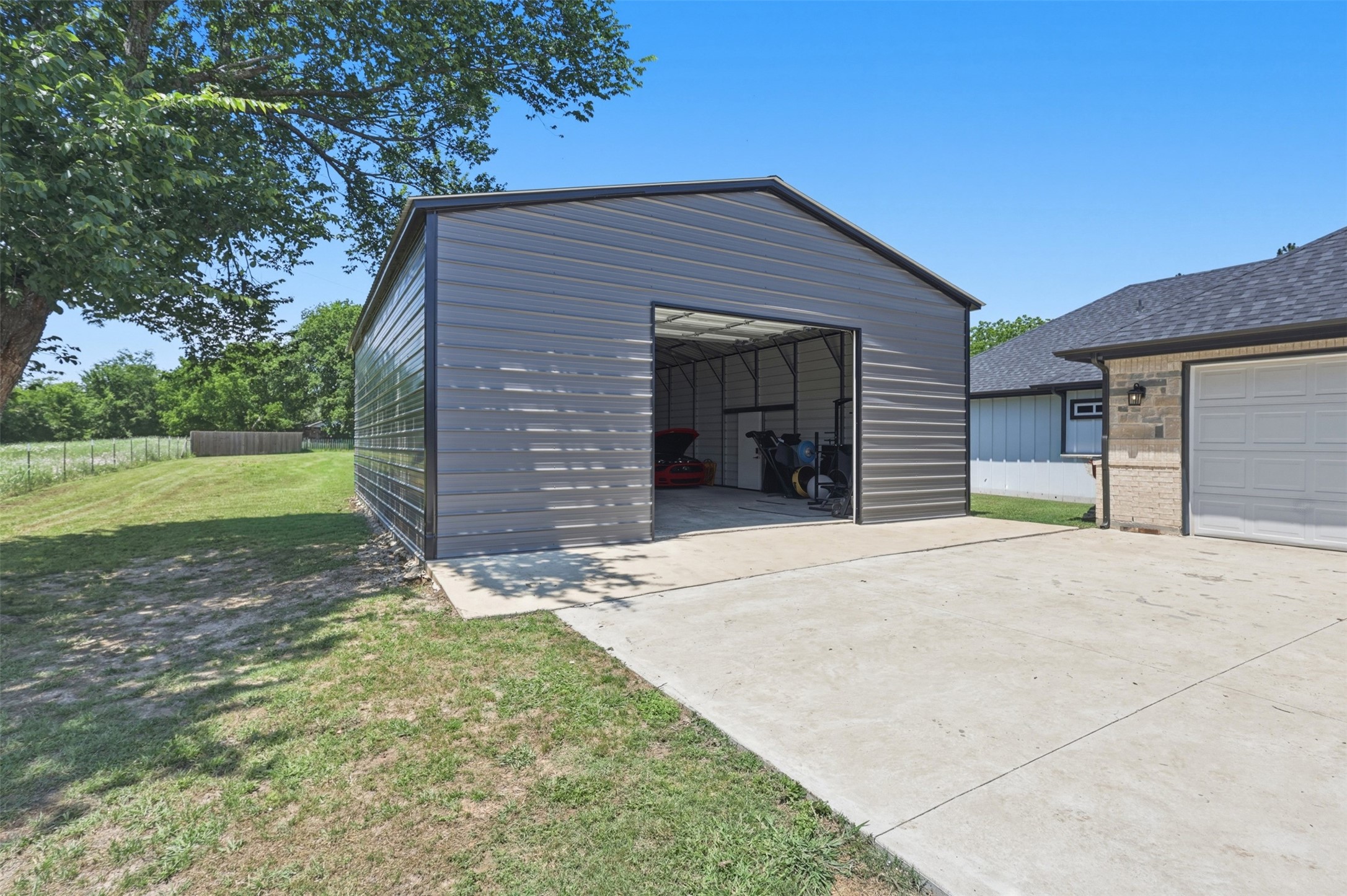 1501 Business Highway 121 Trenton TX 75490