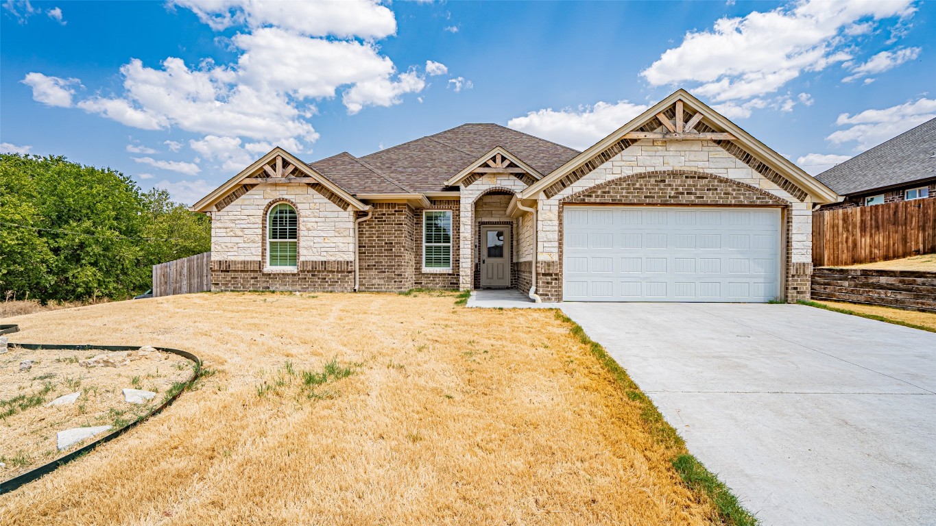 221 Prairie Wind Boulevard Stephenville TX 76401