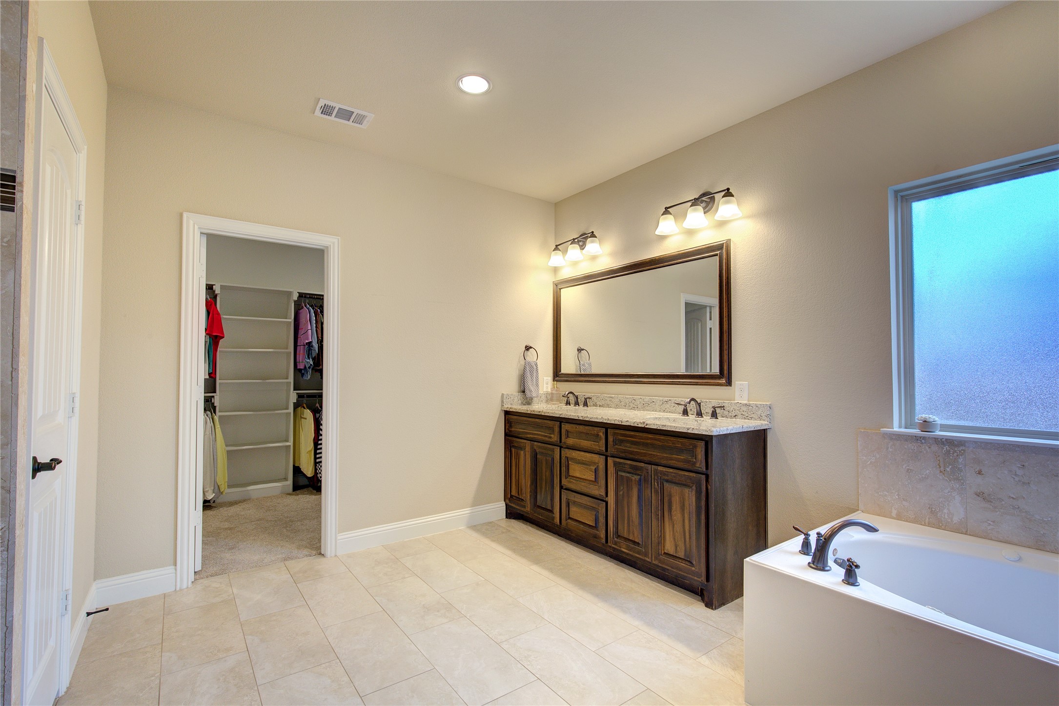 306 Derick Drive Fate TX 75189