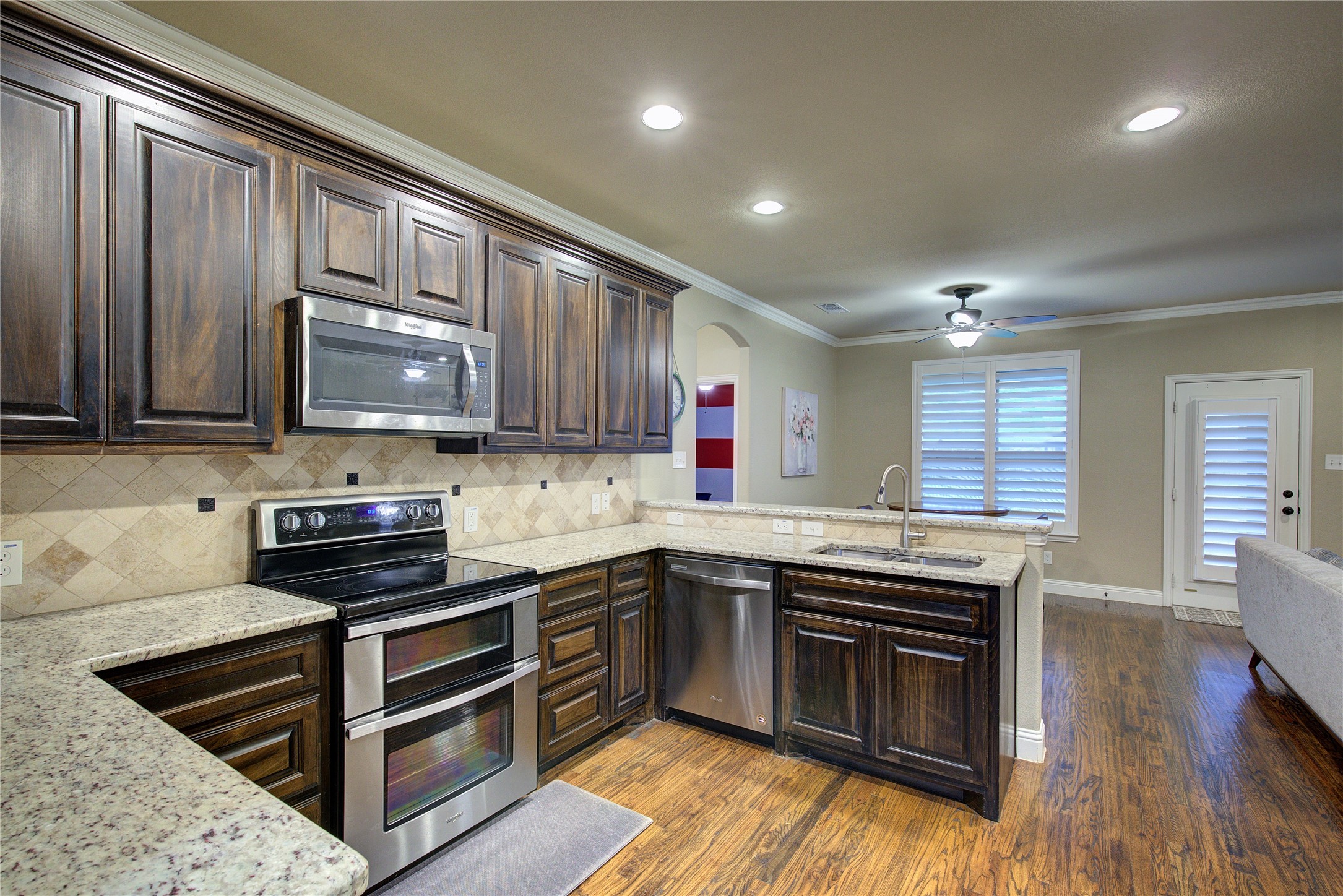 306 Derick Drive Fate TX 75189