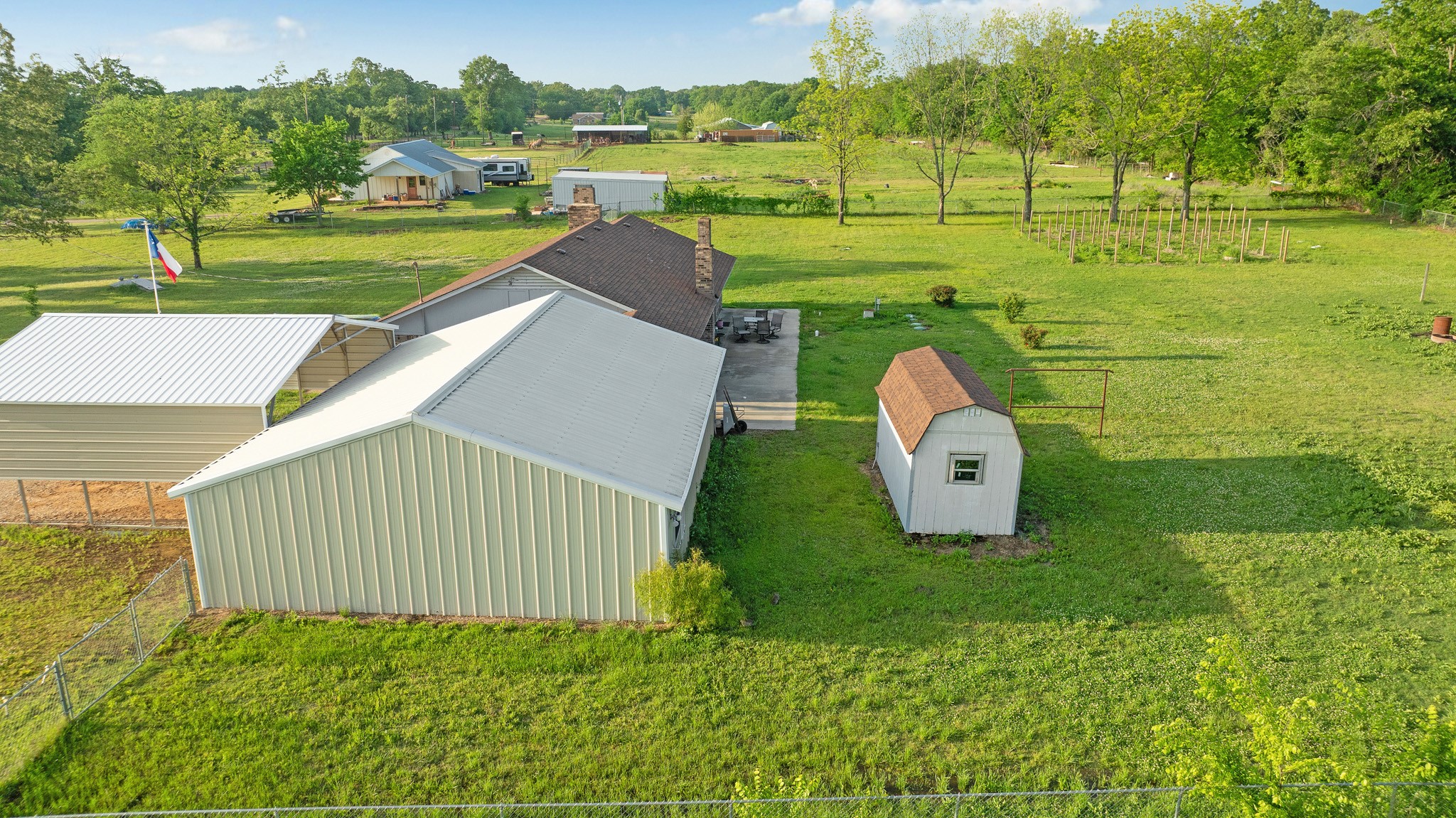 150 Cr 35980 Arthur City TX 75411
