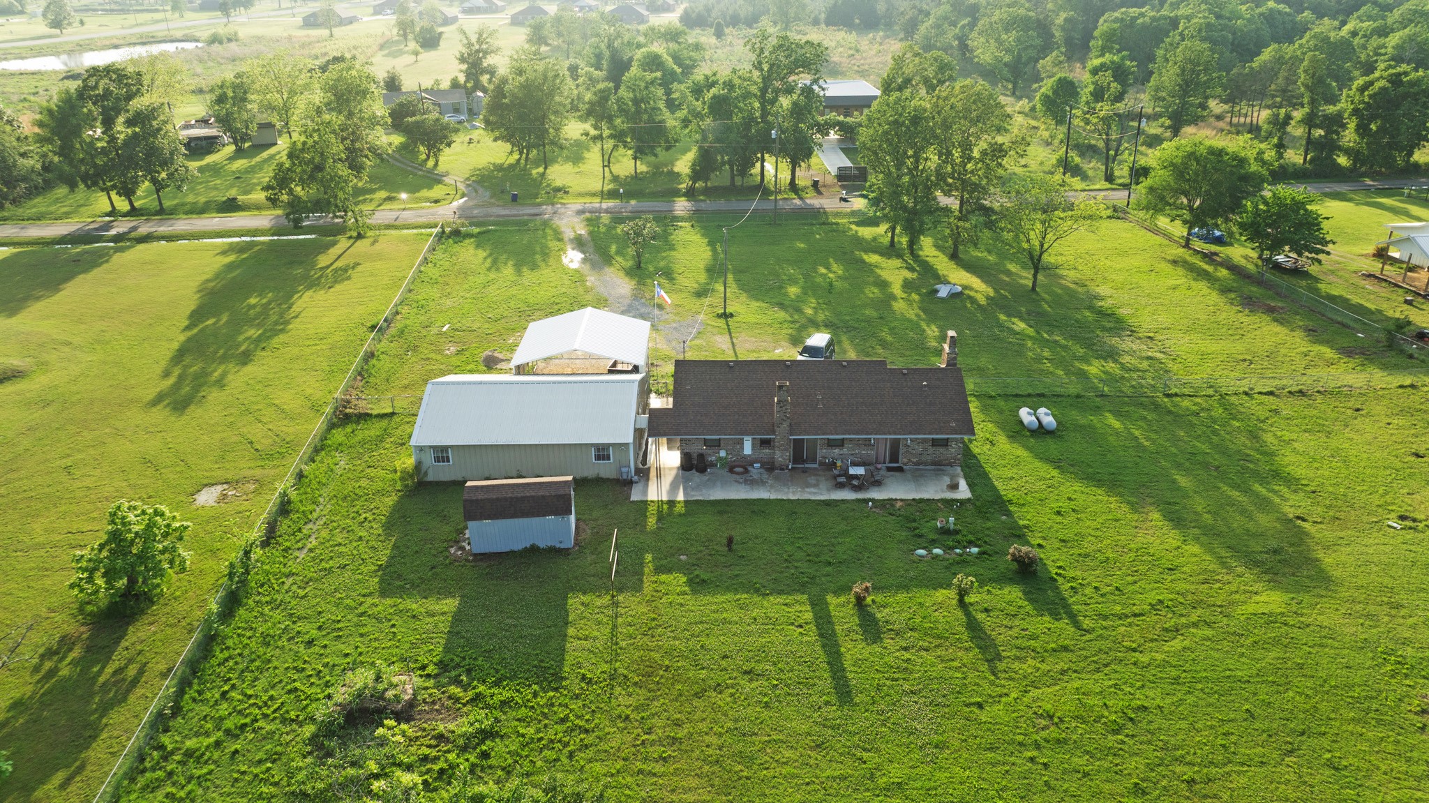 150 Cr 35980 Arthur City TX 75411