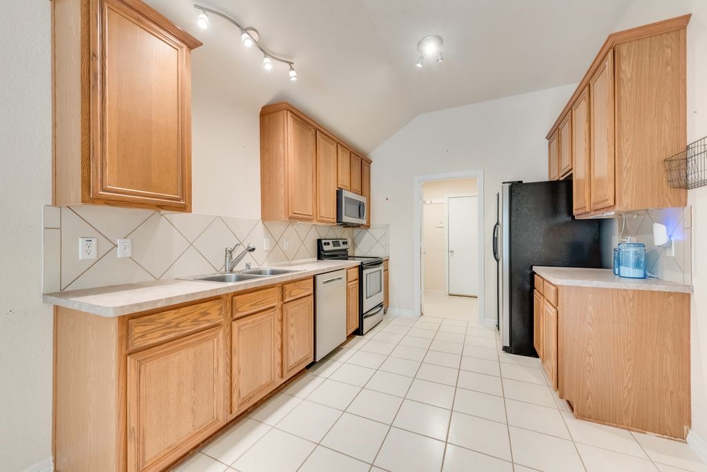 11620 Emory Trail Fort Worth TX 76244