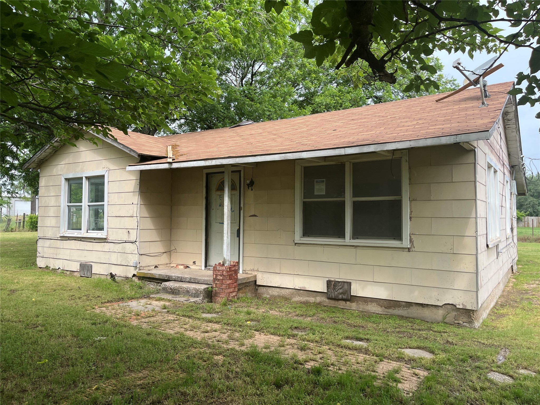 3743 State Highway 59 N Bowie TX 76230