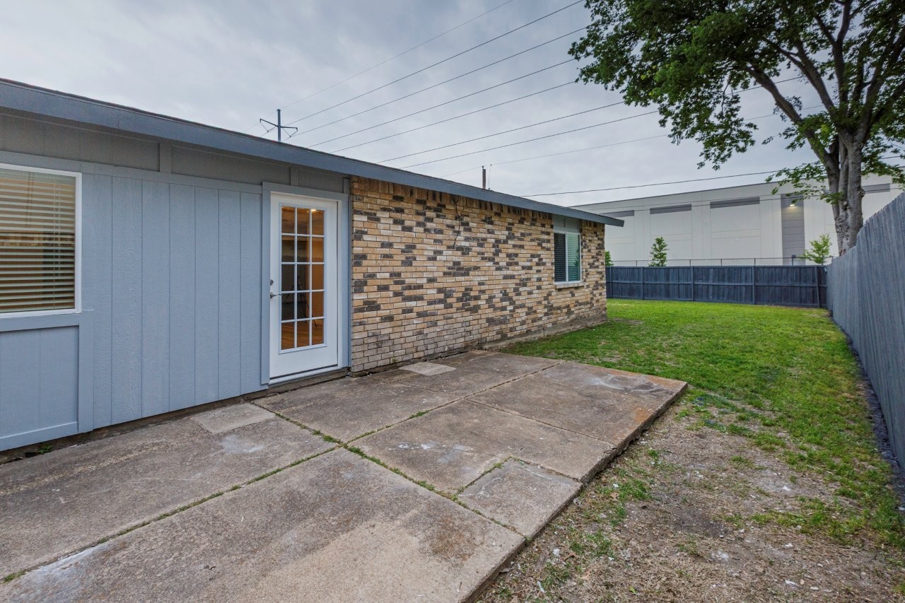 3029 Weather Vane Lane Dallas TX 75228