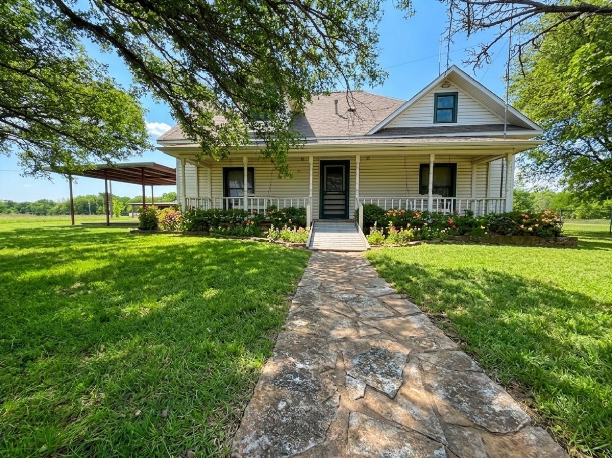 12031 Paradise Bluff Dale TX 76433