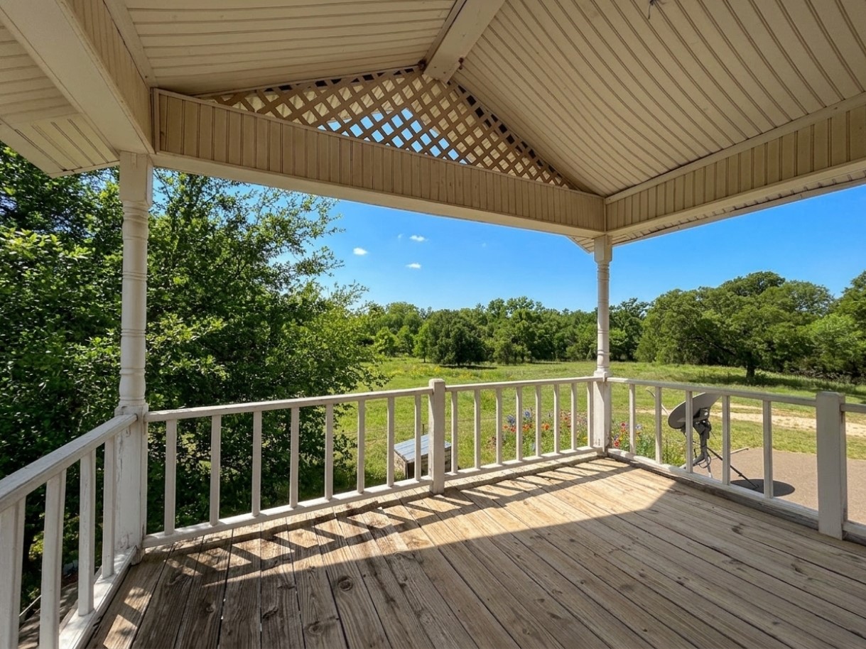 12031 Paradise Bluff Dale TX 76433