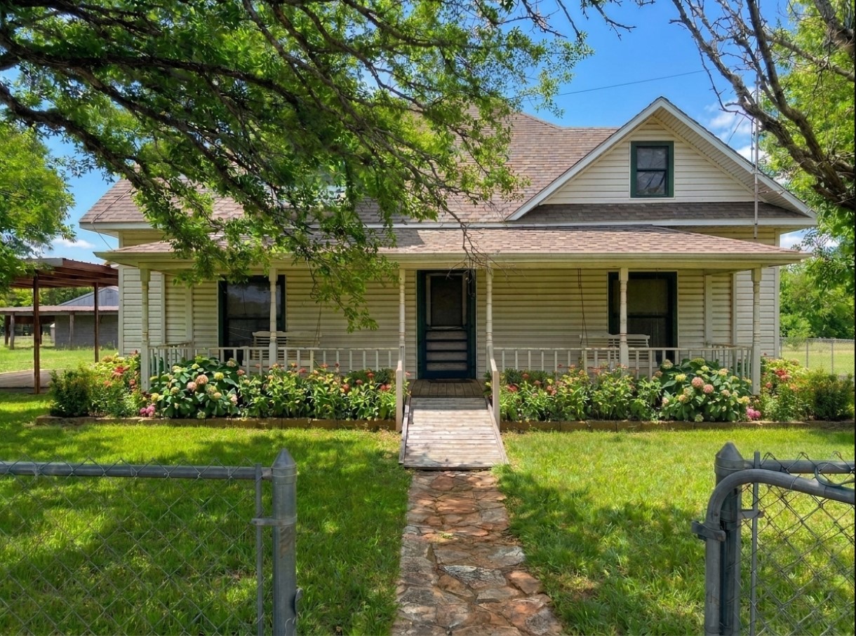 12031 Paradise Bluff Dale TX 76433
