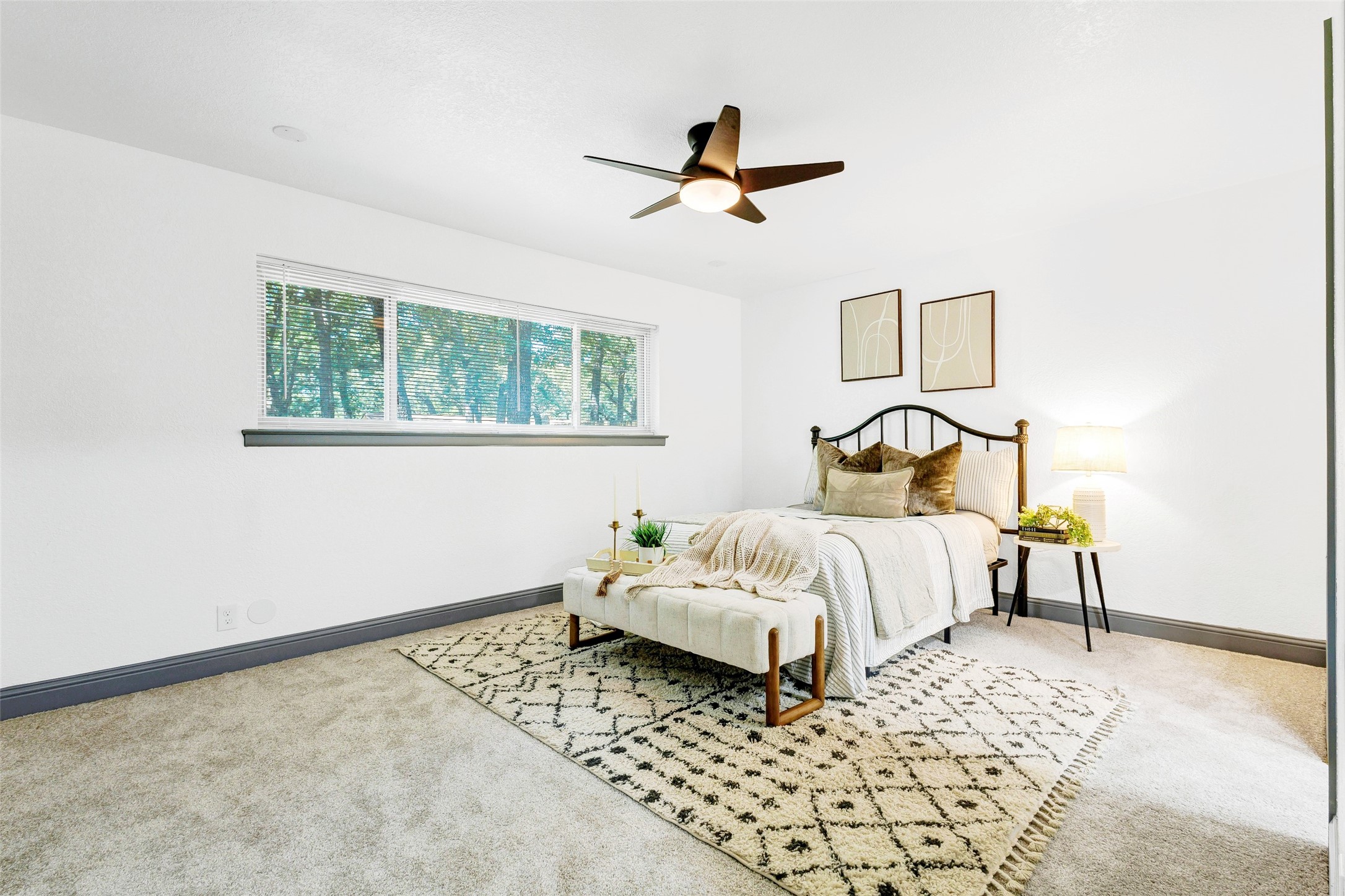 612 Circleview Drive S Hurst TX 76054