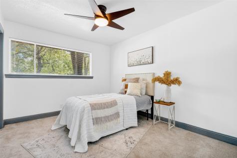 612 Circleview Drive S Hurst TX 76054