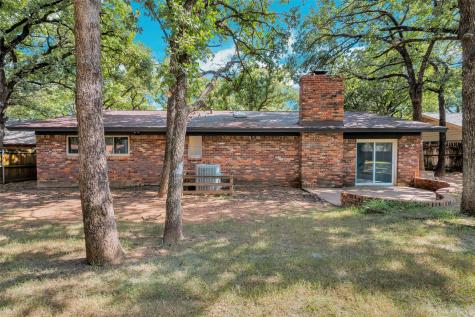 612 Circleview Drive S Hurst TX 76054