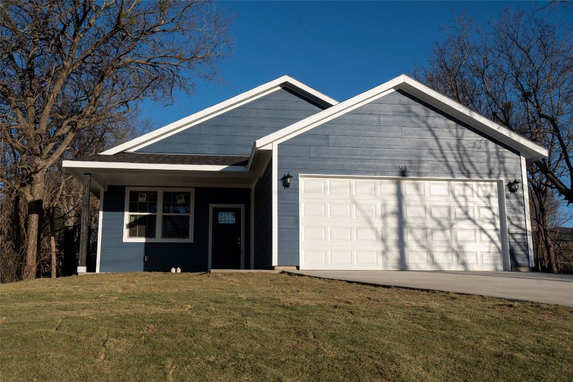 912 Duke Street Weatherford TX 76086