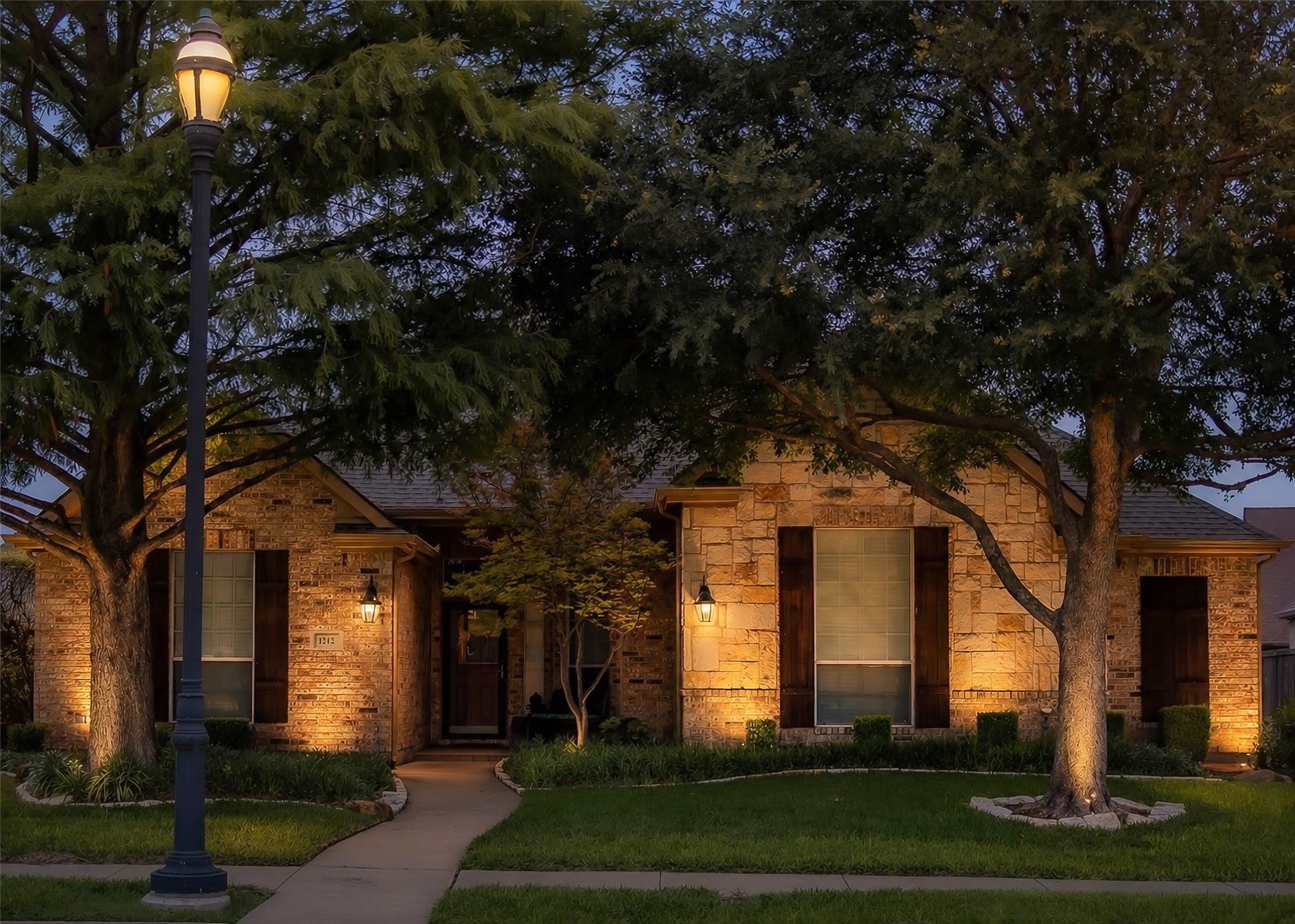 1212 Surrey Lane Allen TX 75013