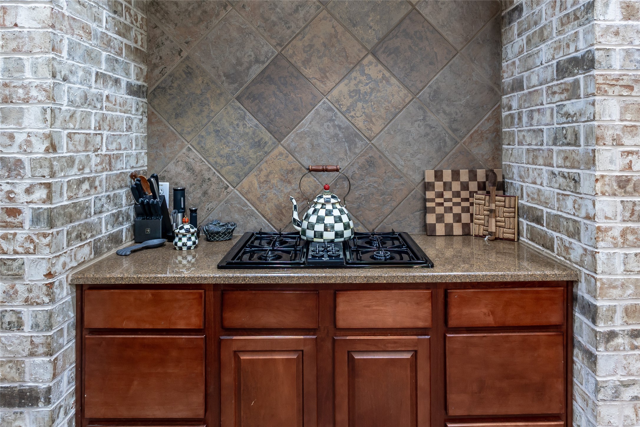 1212 Surrey Lane Allen TX 75013