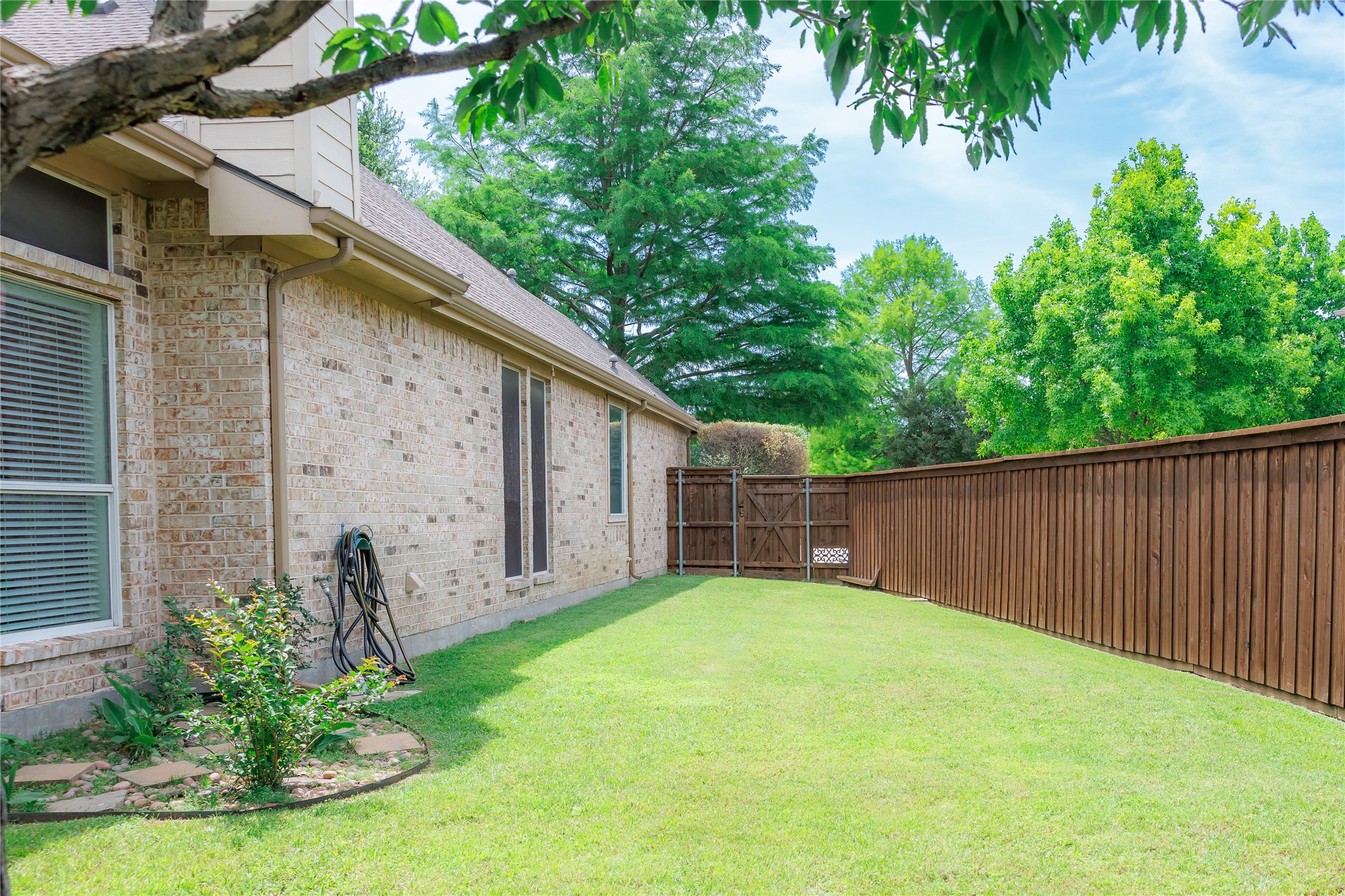 1212 Surrey Lane Allen TX 75013