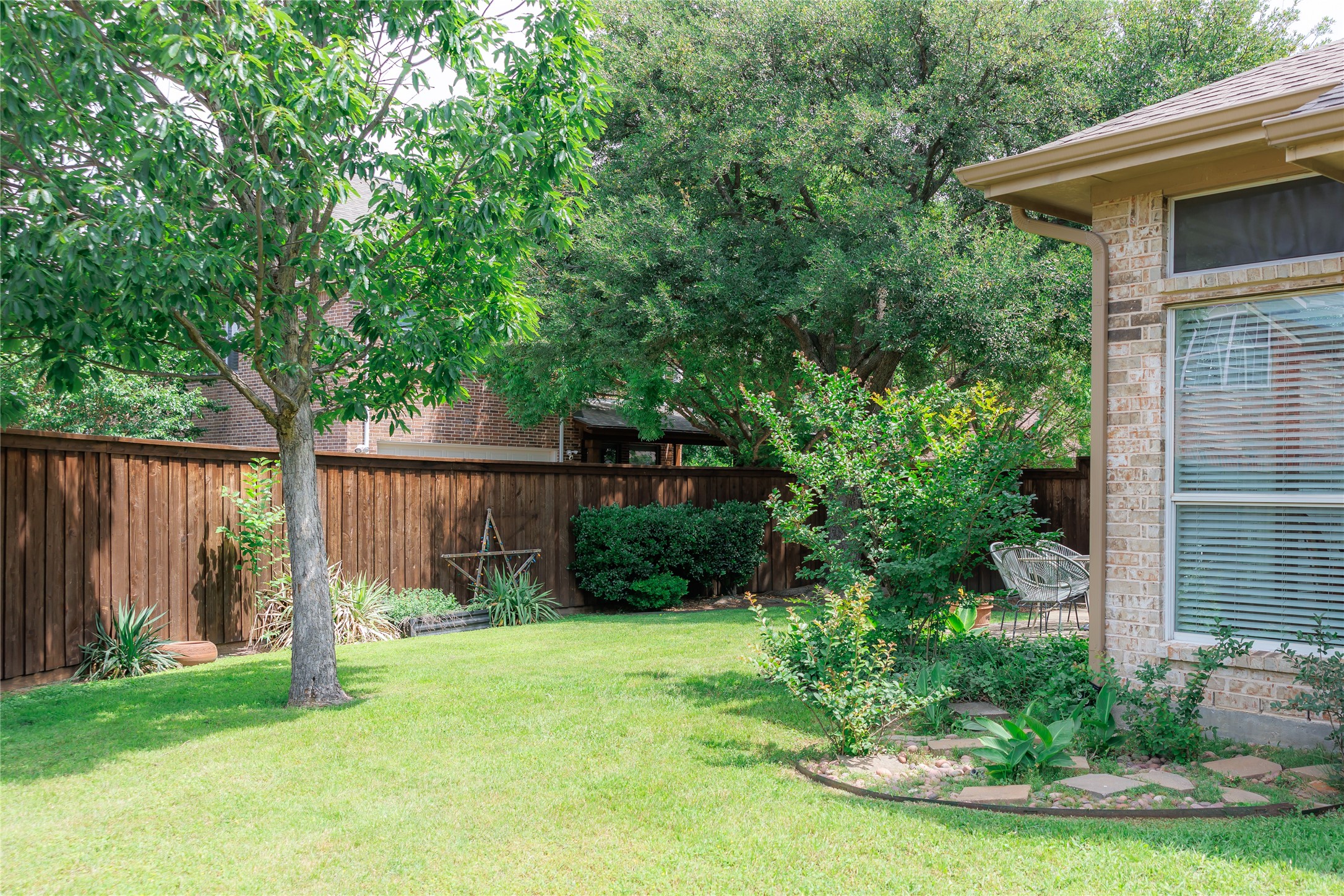 1212 Surrey Lane Allen TX 75013