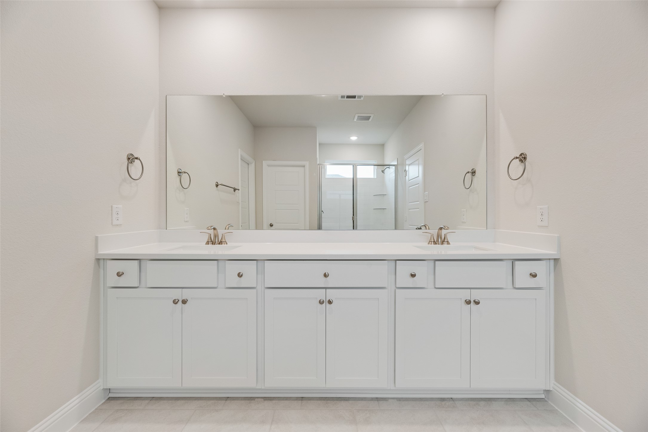 1025 Canoe Way Crowley TX 76036