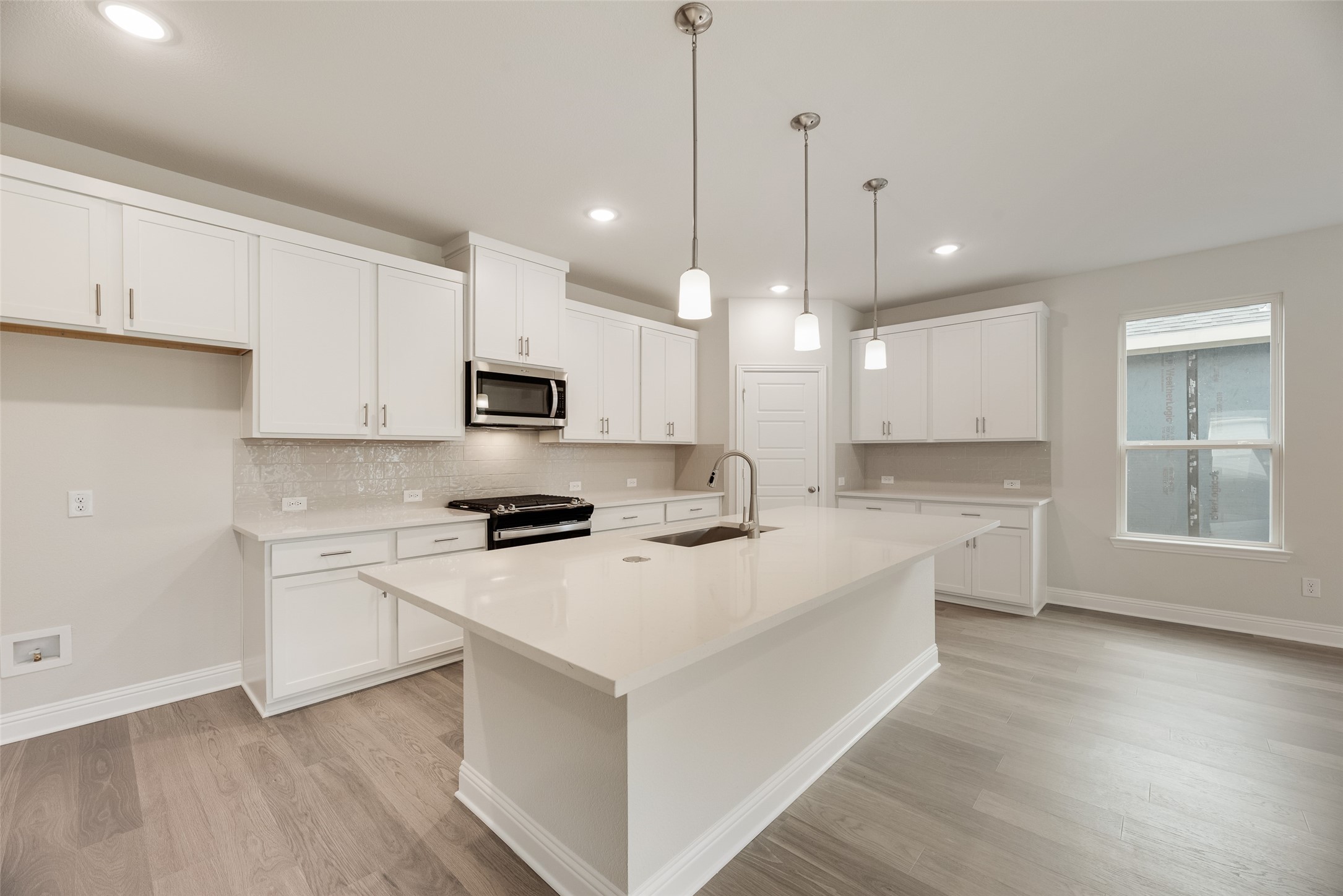 1025 Canoe Way Crowley TX 76036