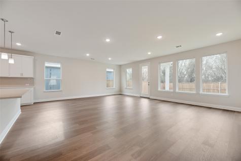 1025 Canoe Way Crowley TX 76036