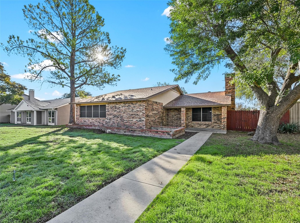 1726 Hartford Drive Carrollton TX 75007