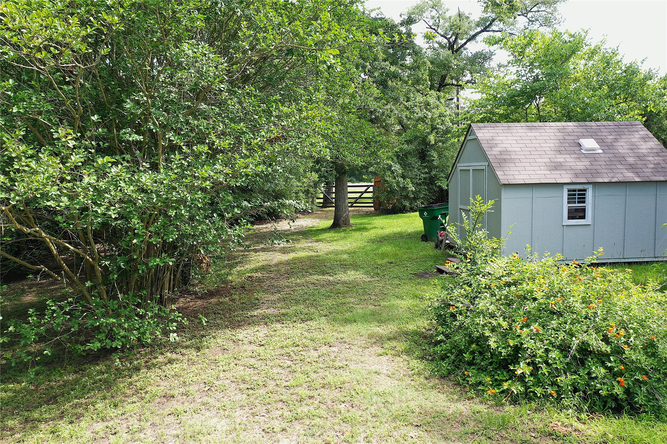1222 E Us Highway 84 Fairfield TX 75840