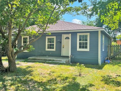 1306 S Austin Street Sherman TX 75090