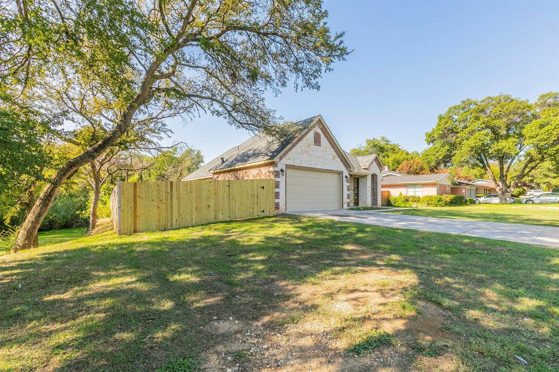 4820 Hollowbrook Road Fort Worth TX 76103