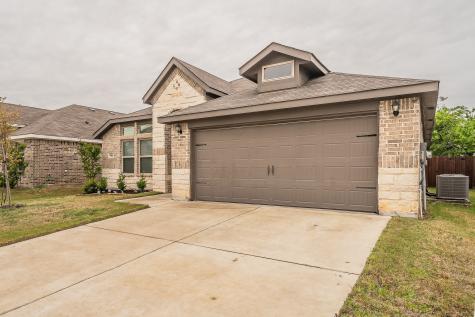 9916 Mescalbean Boulevard Fort Worth TX 76036