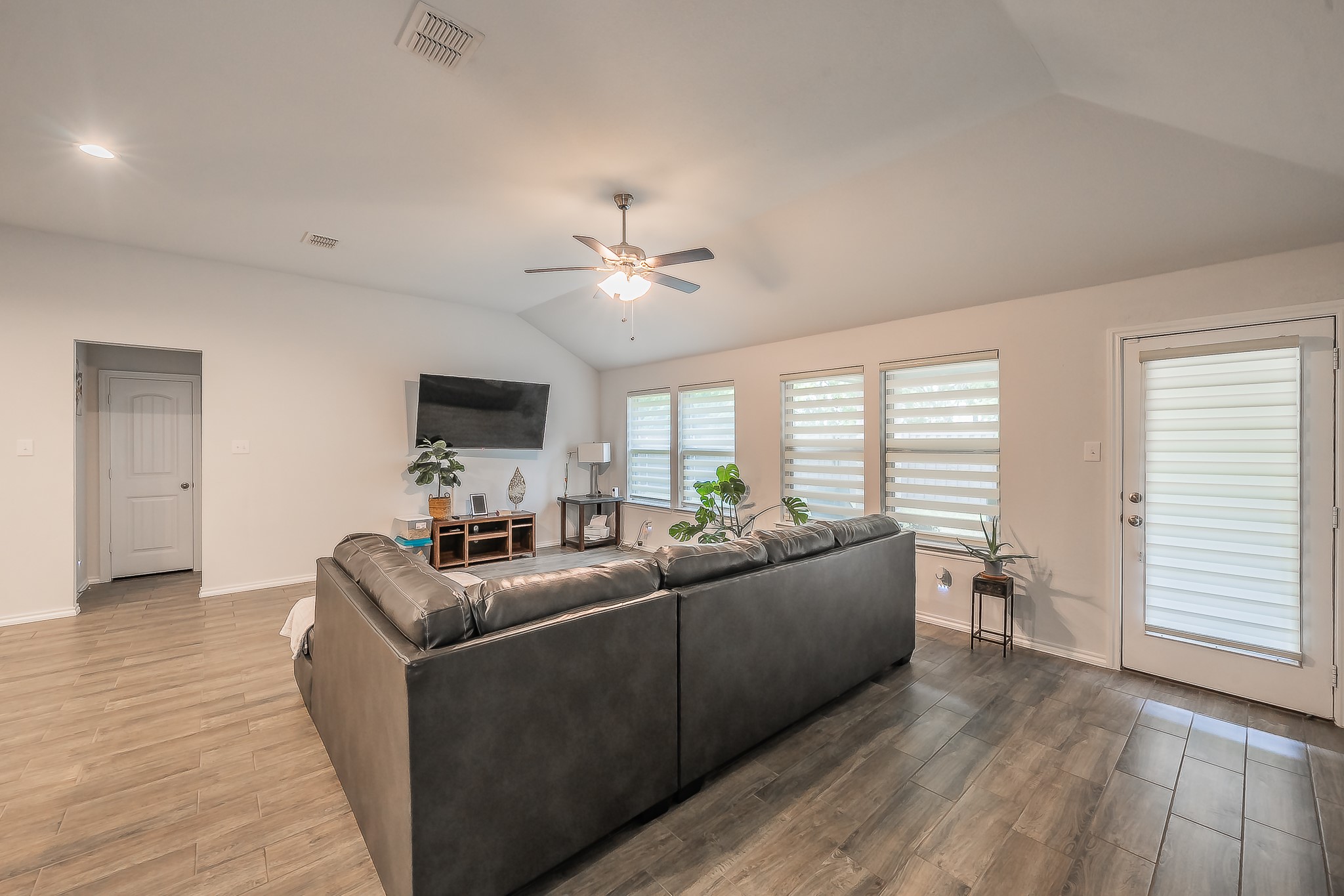 9916 Mescalbean Boulevard Fort Worth TX 76036