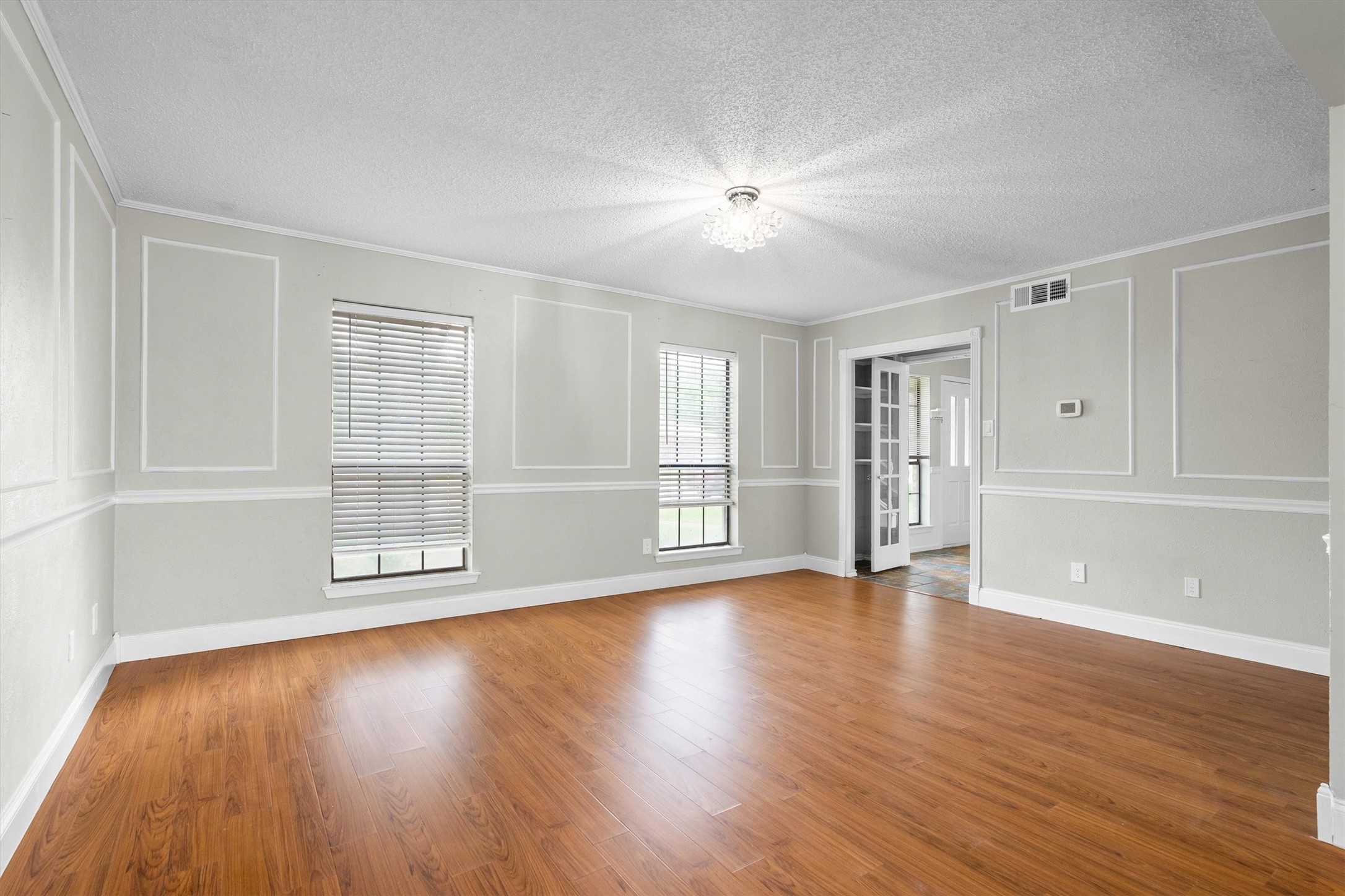 1917 E Collins Boulevard Richardson TX 75081