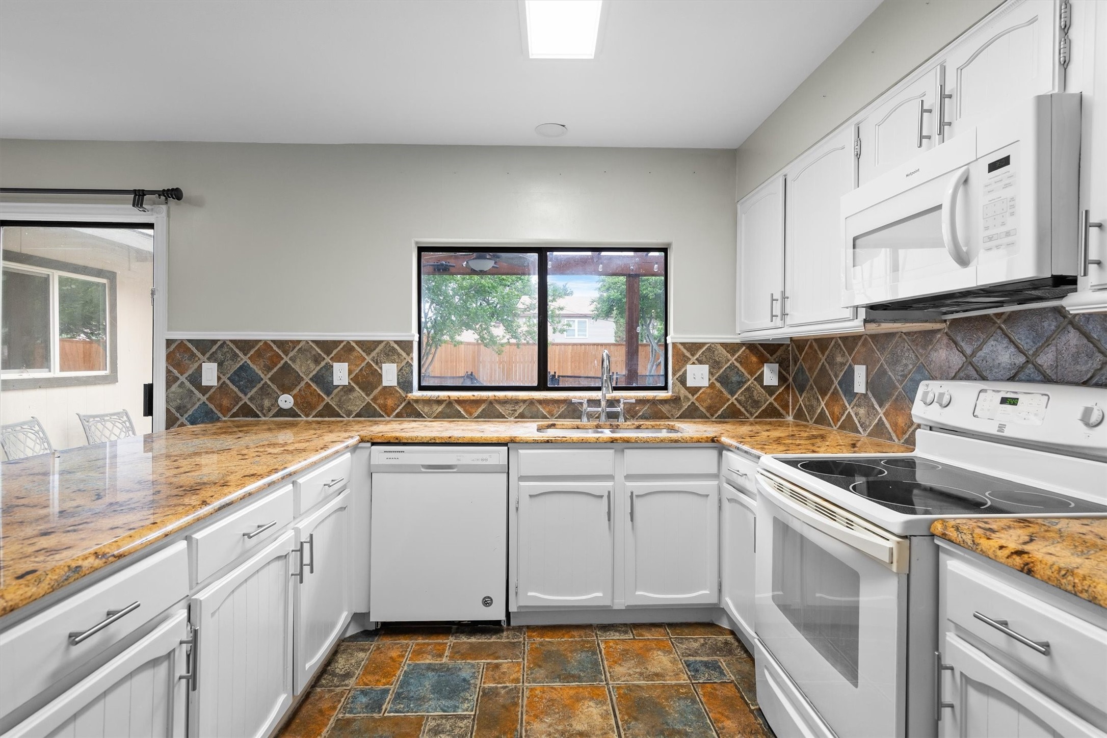 1917 E Collins Boulevard Richardson TX 75081