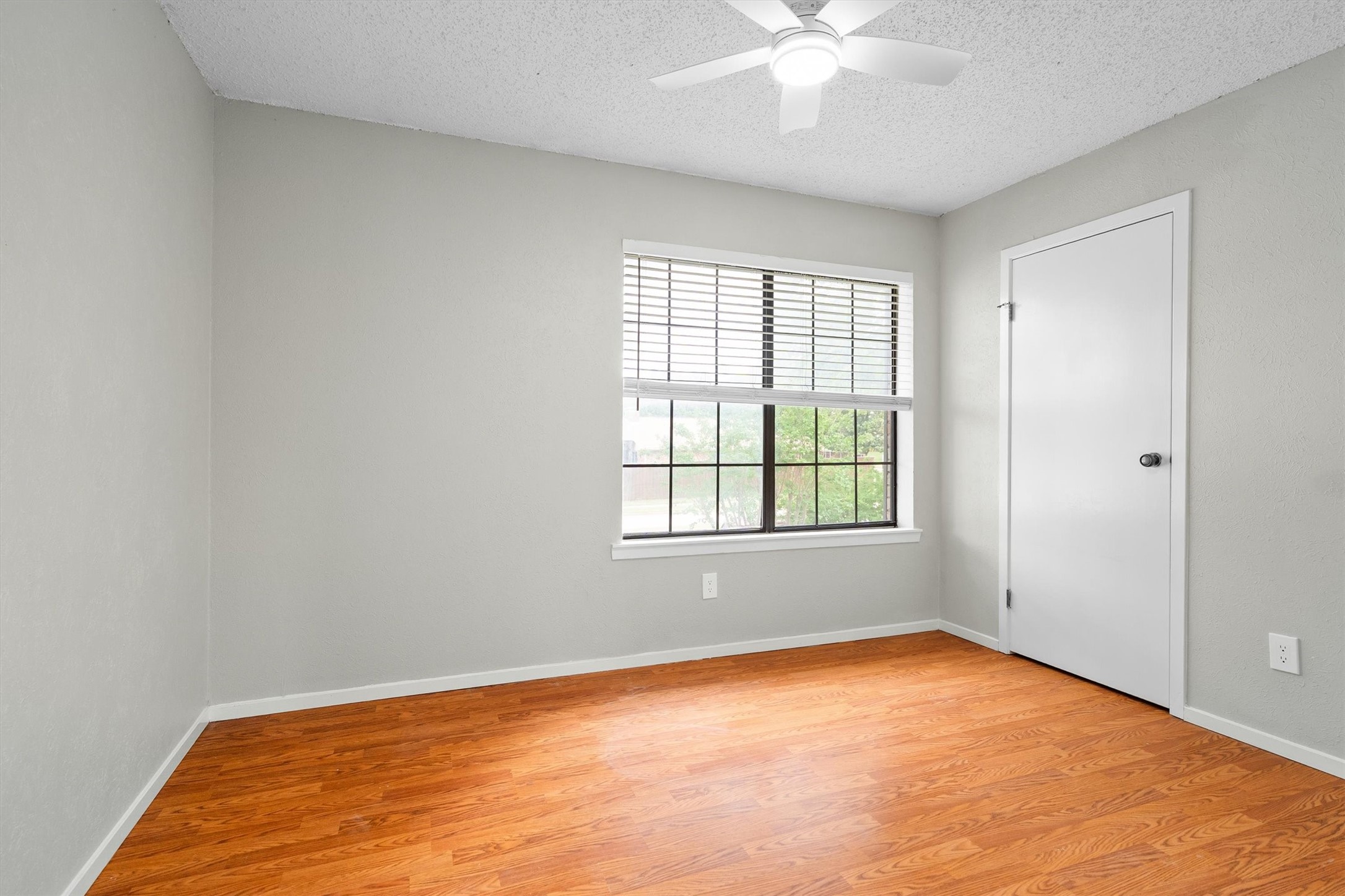 1917 E Collins Boulevard Richardson TX 75081