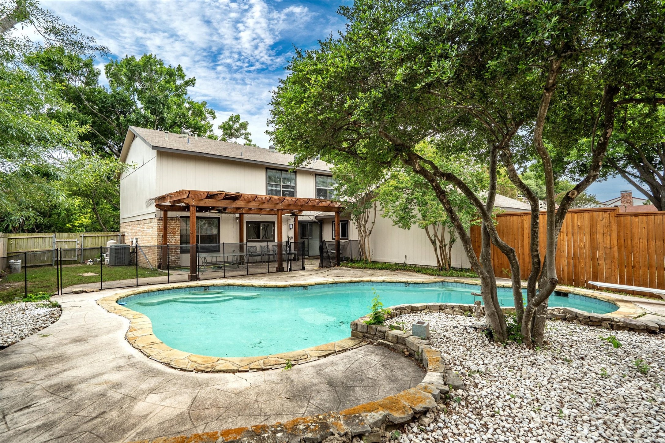 1917 E Collins Boulevard Richardson TX 75081