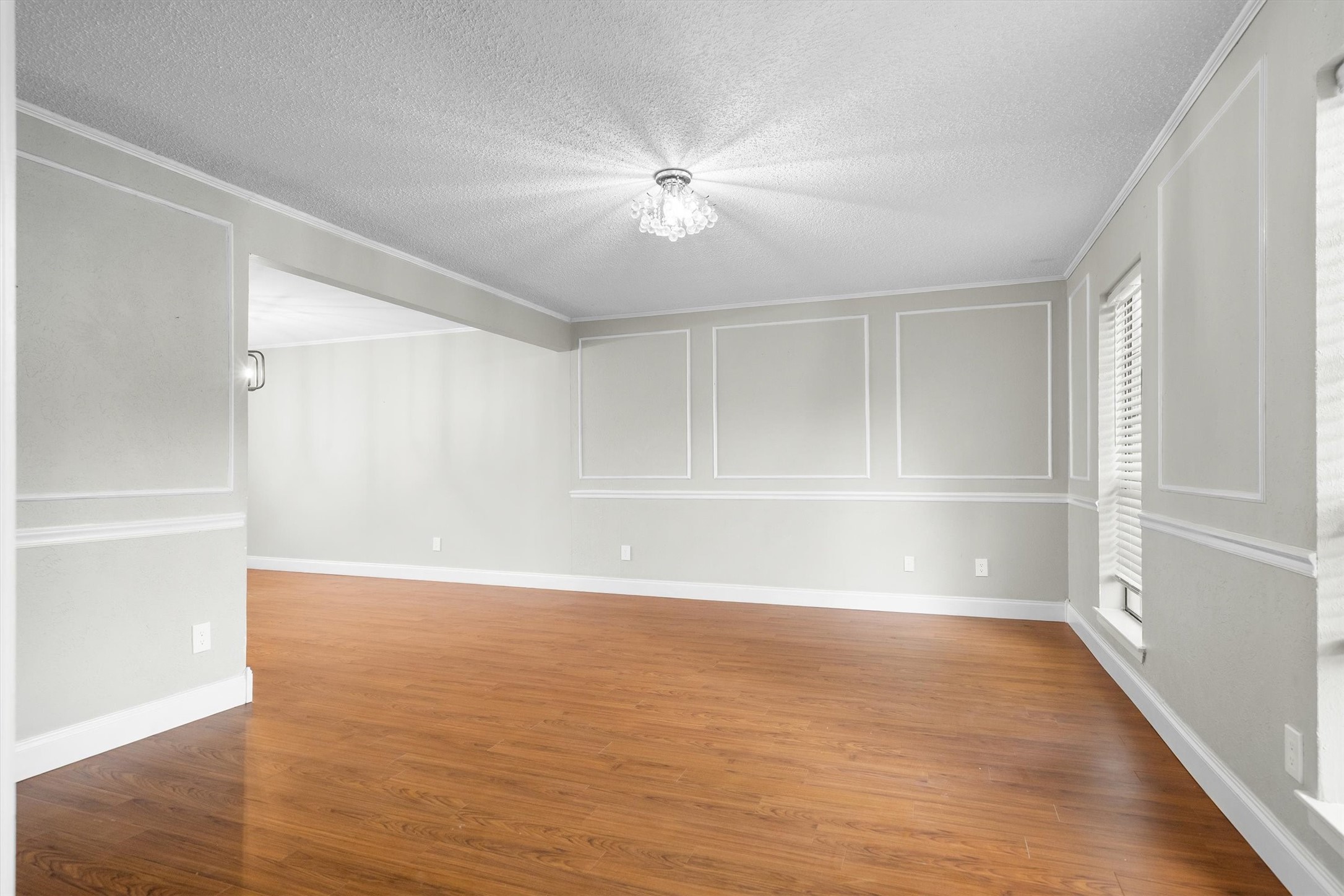 1917 E Collins Boulevard Richardson TX 75081