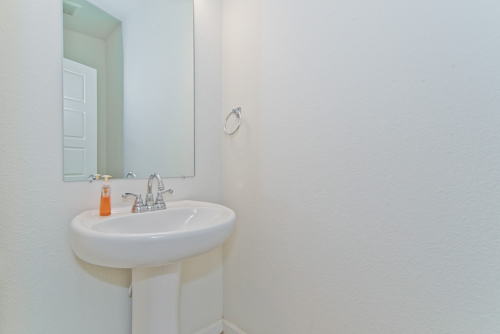 4742 Crestwood Drive Haltom City TX 76137